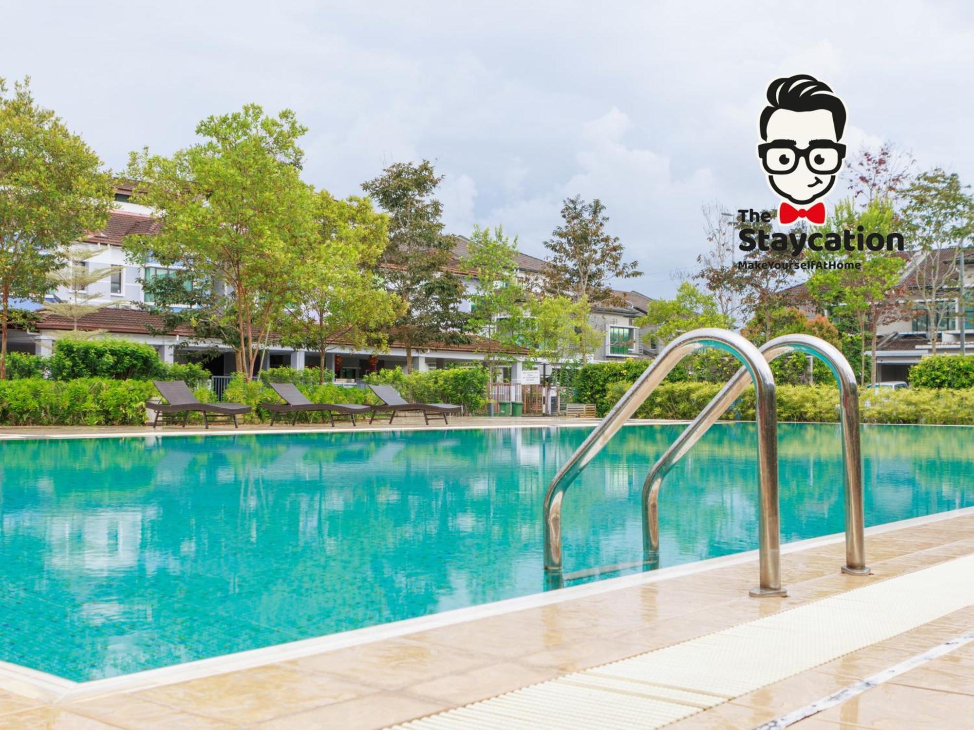 Staycation Homestay 35 One Residency Near Mjc Kuching Buitenkant foto